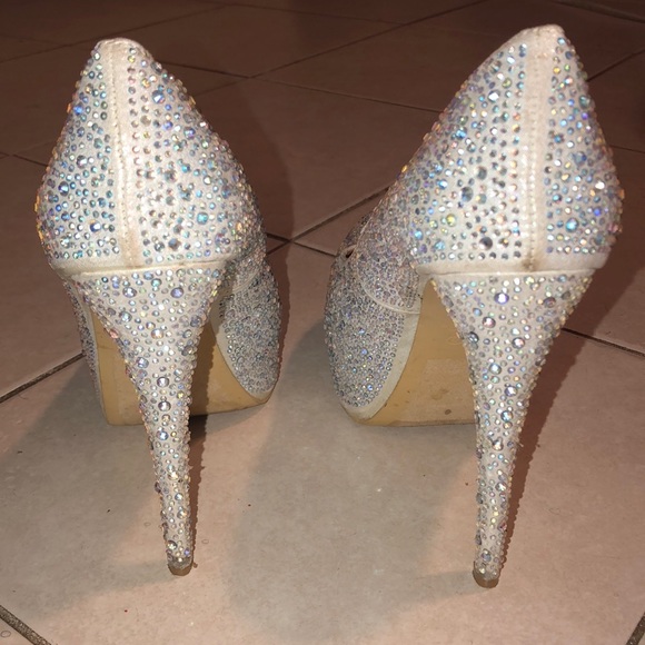 Sparkle Stoned Stilettos 👠 - Picture 3 of 4